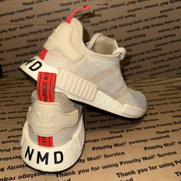 Adodas NMD R1 Size 6 Art G27938 main image 12